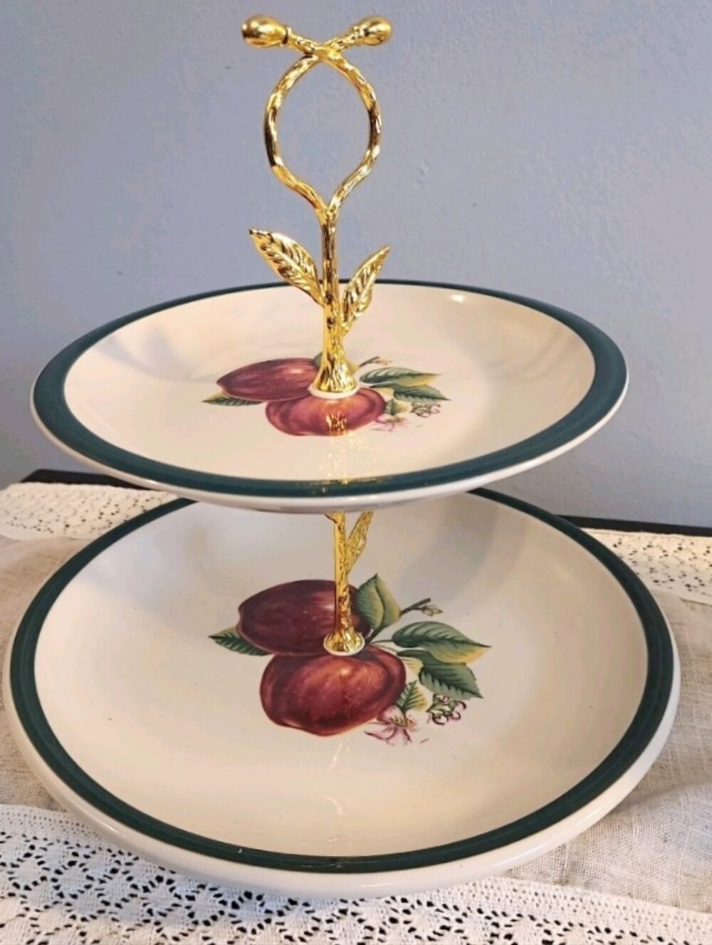 casuals by china pearl apple 2 Tiered Stand